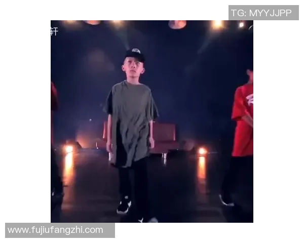 武汉街舞队的奋斗之路：从街头到舞台的真实记录与心路历程