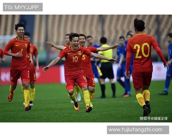 中国与韩国足球对决激情四溢球迷热情高涨期待精彩瞬间